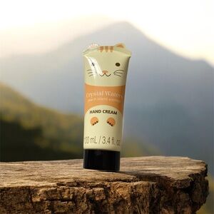 Crystal Waters hand cream